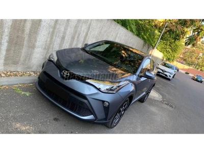 TOYOTA C-HR 1.2T Style