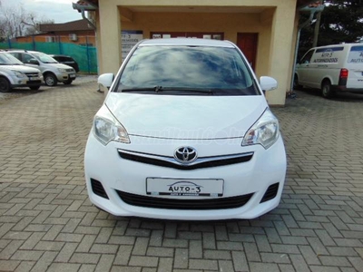 TOYOTA VERSO-S Verso S 1.4 D-4D 132 ezer km