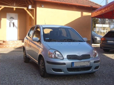 TOYOTA YARIS 1.0 Blue