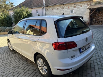 VOLKSWAGEN GOLF SPORTSVAN 1.4 TSI BMT Trendline DSG