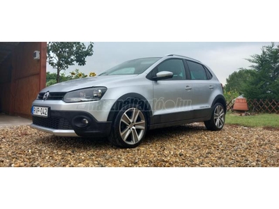 VOLKSWAGEN POLO 1.2 70 Trendline Cross Polo