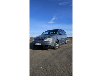 VOLKSWAGEN TOURAN 2.0 PD TDI Highline