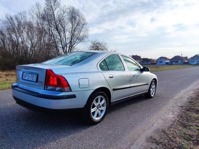 VOLVO S60 2.4 D [D5] (Automata)