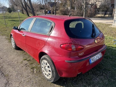 ALFA ROMEO 147 1.6 T. Spark Distinctive Hideg klíma. friss műszaki vizsga. rohadásmentes. 180200km! Kitünő motor!