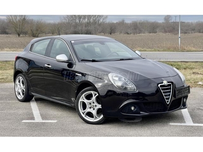 ALFA ROMEO GIULIETTA 1.4 TB Distinctive QV-Line/Pdc/Bőr