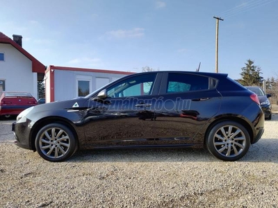 ALFA ROMEO GIULIETTA 1.4 TB MultiAir Sprint CARBON-LINE