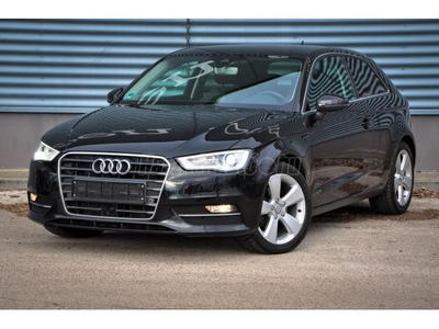 AUDI A3 1.6 TDI Sport //NAVI//SPORT ÜLÉS//FRISS SZERVIZ ÉS VEZÉRLÉS CSERE//