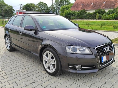 AUDI A3 2.0 TFSI Ambition S-tronic quattro 200le! Navi! Szervizkönyv! LED!