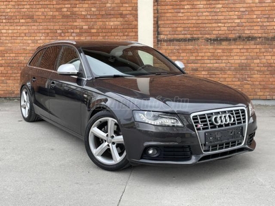 AUDI A4 Avant 2.0 TDI DPF S-LINE-ALU-ÜFŰ-TEMPOMAT-RADAR