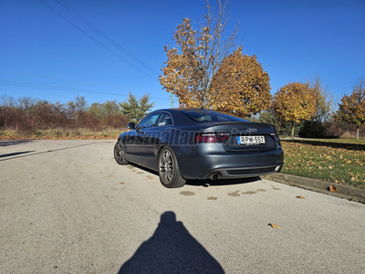 AUDI A5 Coupé 3.0 TDI DPF quattro