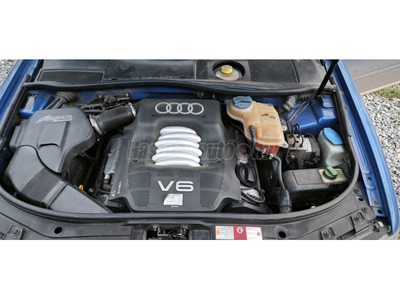 AUDI A6 2.4