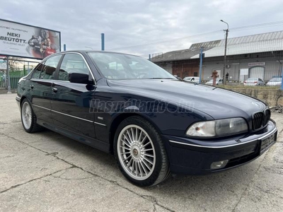 BMW 540i (Automata) 4.4 V8