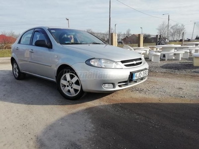 CHEVROLET LACETTI 1.4 16V Star