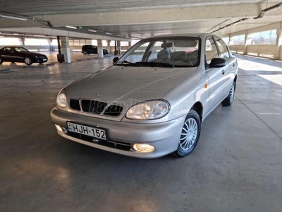 DAEWOO LANOS 1.5 SE