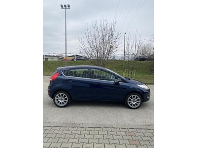 FORD FIESTA 1.25 Ambiente Titanium