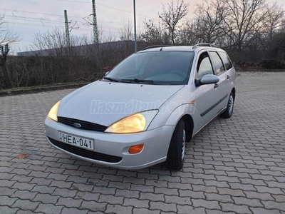 FORD FOCUS 1.4 Ambiente