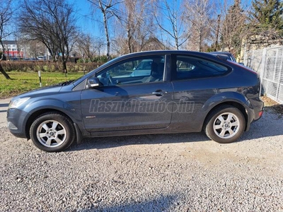 FORD FOCUS 1.4 Collection