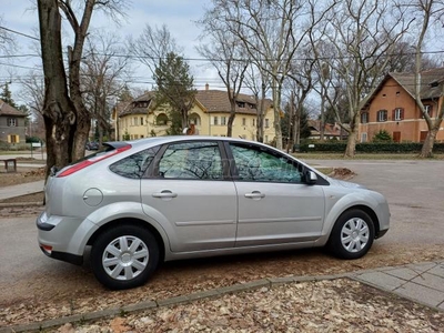 FORD FOCUS 1.4 Trend