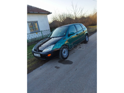 FORD FOCUS 1.6 Ghia