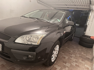 FORD FOCUS 1.6 Trend