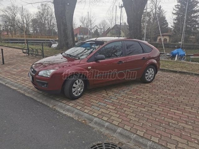 FORD FOCUS 1.6 Trend