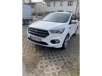 FORD KUGA 2.0 TDCi ST-Line AWD Poweshift Sávtartó. távolságtartó tempomat. holttérfigyelő. Navi