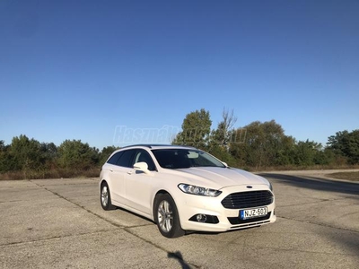 FORD MONDEO 2.0 TDCi Titanium Powershift magyarországi / szervizkönyv / gyöngyház / panorámatető