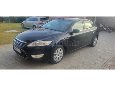 FORD MONDEO 2.3 Ghia Executive (Automata)