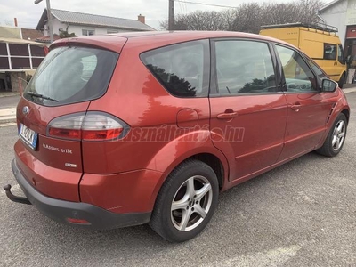 FORD S-MAX 2.0 TDCi Trend 7 Személyes.+