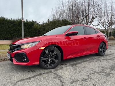 HONDA CIVIC 1.0 T Elegance Navi 2.5 év garanciával Mo-i. 2. tulaj. új vezérlés. sérülésmentes. 66e km