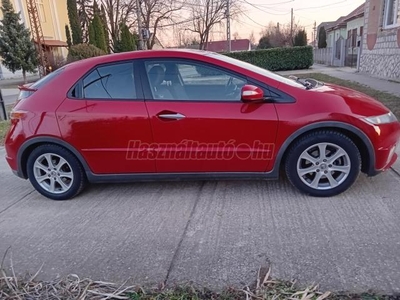 HONDA CIVIC 1.8 Sport