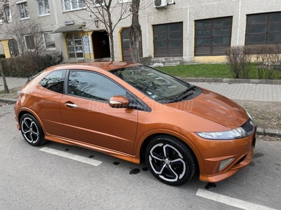 HONDA CIVIC 1.8 Type-S