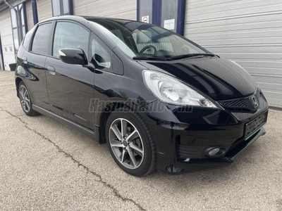 HONDA JAZZ 1.4 S SI Becsületesnepper