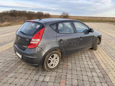 HYUNDAI I30 1.4 DOHC Classic