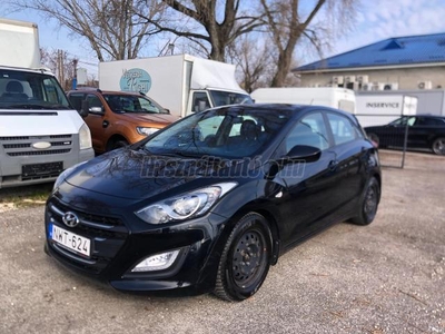 HYUNDAI I30 1.4 MPi ISG Life 111.000km.Magyar. Sérülésmentes.Leinformálható