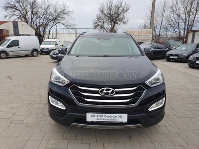 HYUNDAI SANTA FE 2.2 CRDi Style 2WD +2 ÉV GARANCIÁVAL+234LE+1.TULAJ+SZ.KÖNYV+NAPTETŐ+BŐR+NAVI+KAMERA+Ü.FŰTÉS+V.HOROG