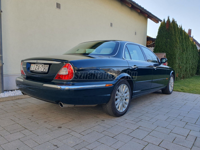 JAGUAR XJ8 4.2 V8 Executive (Automata)