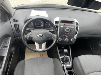 KIA CEE'D 1.6 EX EURO5 KLÍMA!ÜLÉSFŰTÉS! TOLATÓRADAR!BLUETOOTH!10xLÉGZSÁK!126LE!