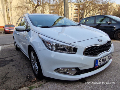 KIA CEE'D 1.6 GDI FIFA Limited