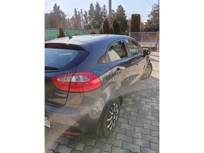 KIA RIO 1.1 CRDi EX Limited