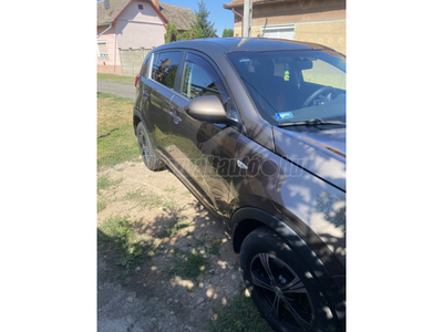 KIA SPORTAGE 1.7 CRDi LX