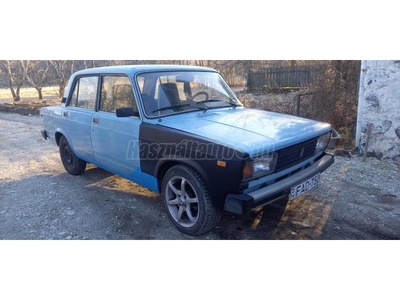 LADA 2105