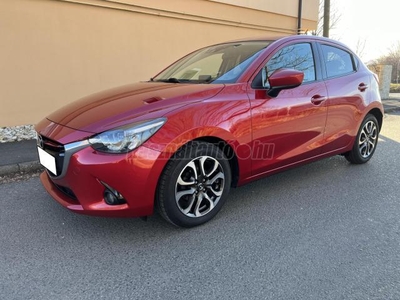 MAZDA 2 1.5 Revolution Led-Navi-ParkRadar-Sávtartó-ÜlésFűtés-DigitKlíma-Tempomat