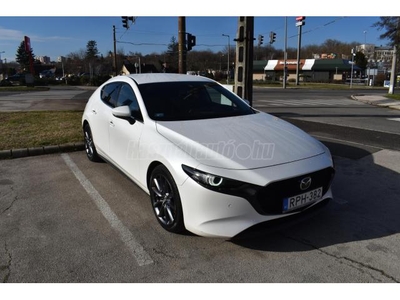 MAZDA 3 Hatchback 2.0 Skyactiv (Automata) MO-i. HUD. NAVI. végig szervizelt