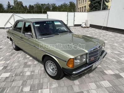 MERCEDES-BENZ 200 D 240-es újszerű állapotban!!