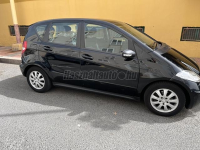 MERCEDES-BENZ A 150 Avantgarde Autotronic