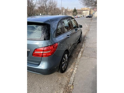 MERCEDES-BENZ B 200 BlueEFFICIENCY (Automata)