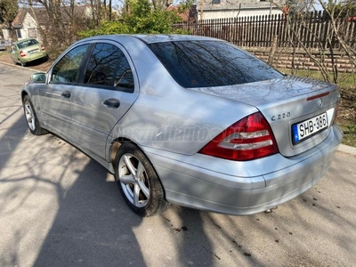 MERCEDES-BENZ C 220 CDI Classic (Automata) hibátlan motor-váltó