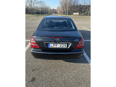 MERCEDES-BENZ E 220 CDI Avantgarde (Automata)