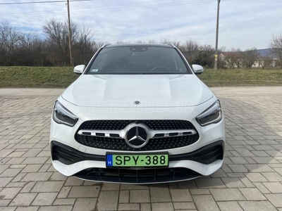 MERCEDES-BENZ GLA 250 e EQ Power AMG Line 8G-DCT